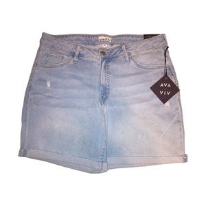 Ava & Viv High Rise Shorts